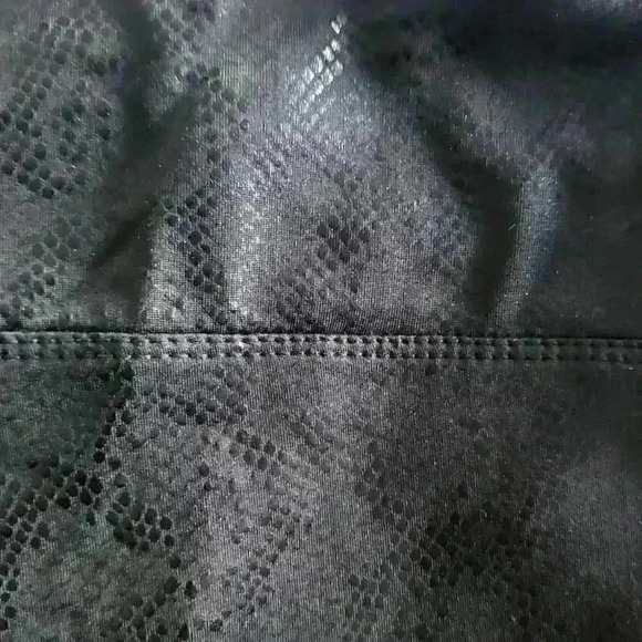 Shinestar Snake Print Leggings - Picture 5 of 7